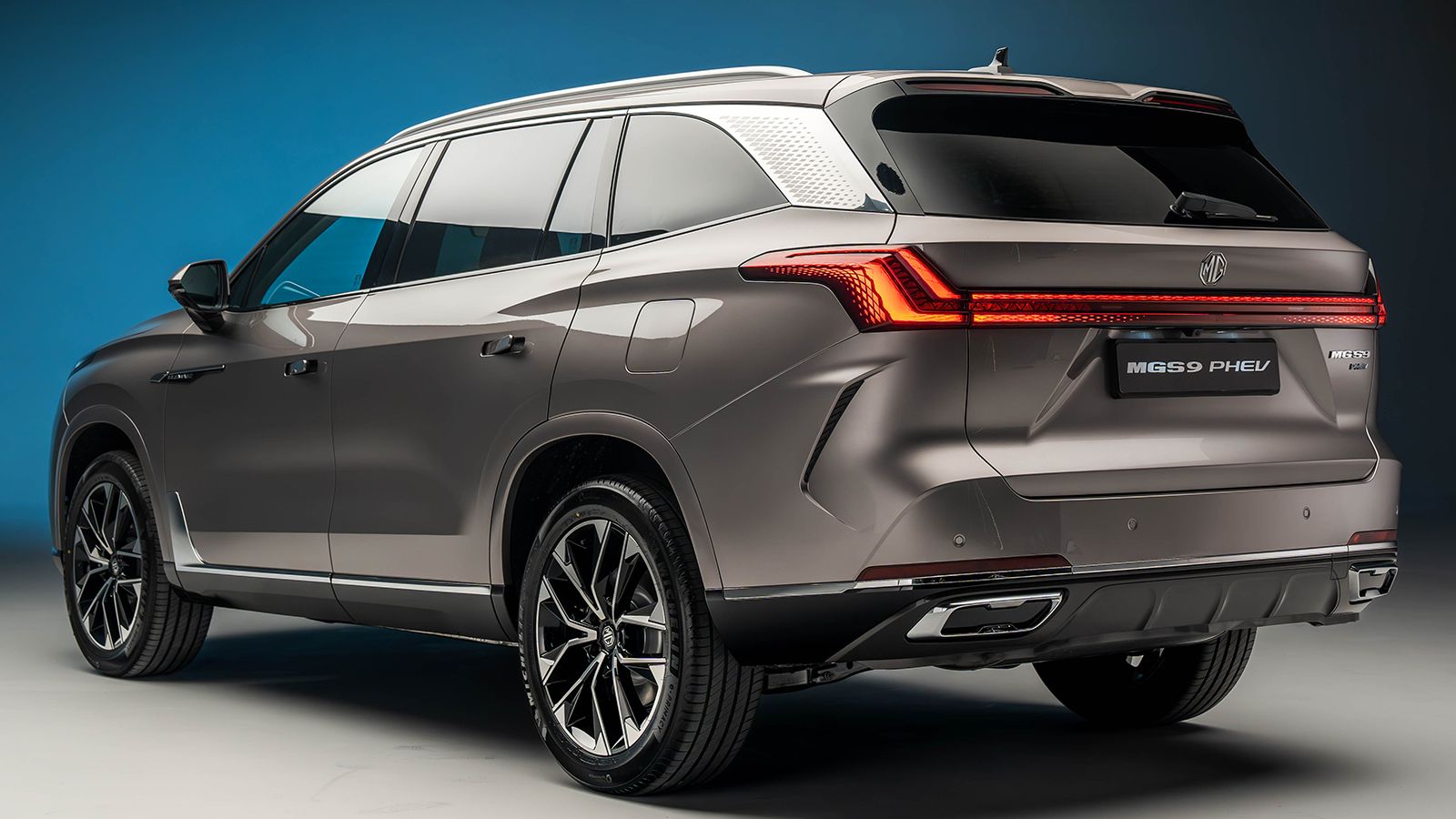 Tο πρώτο επταθέσιο SUV της MG πέρασε επιτυχημένα - με πέντε αστέρια - από τον έλεγχο του EuroNCAP.